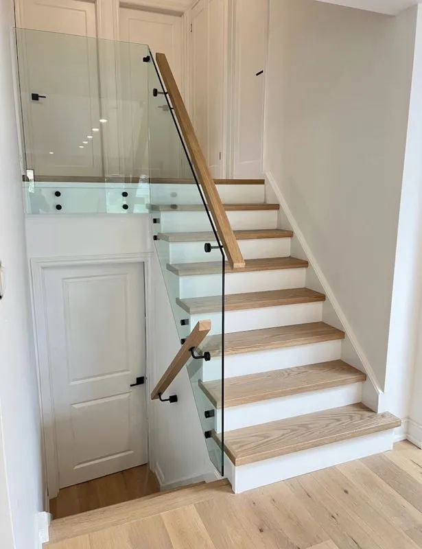 Custom glass stair railing renovation - VDR Contracting Oakville Halton Region